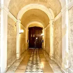 Casa Manzoni By Ninni Bari