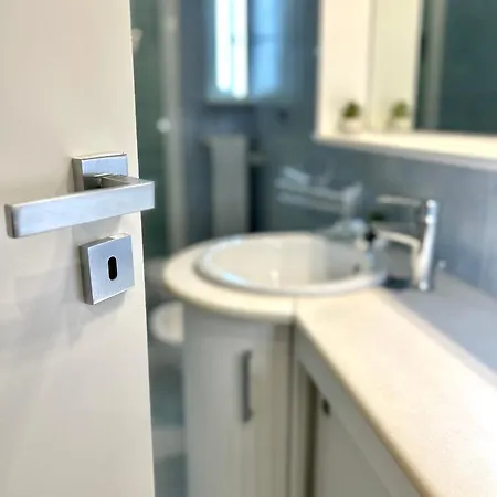 Casa Manzoni By Ninni Bari