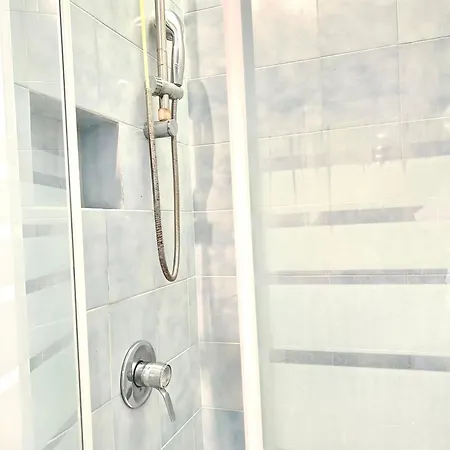 Casa Manzoni By Ninni Appartement